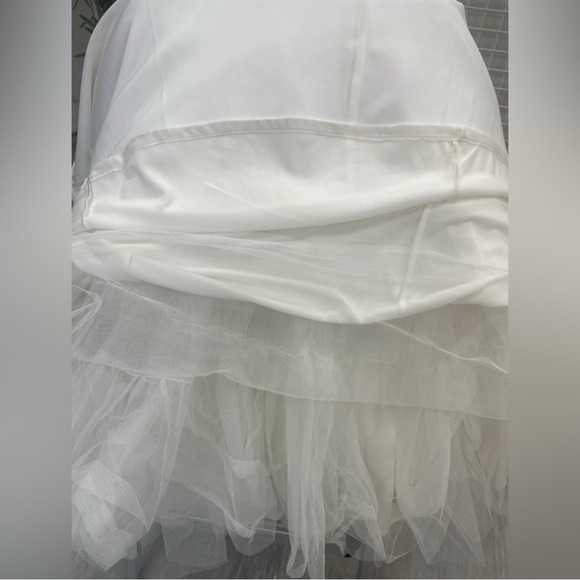 Torrid Satin Mermaid Wedding Dress - NEW - Fits like a 16 - Picture 5 of 5